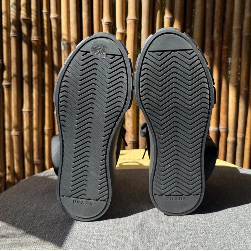 PRADA pouch nylon sneakers - Picture 8 of 10